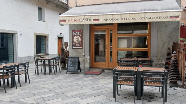 Maison Bandí- Lo Bu Mat