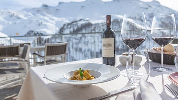 Restaurant Hotel  White Angel