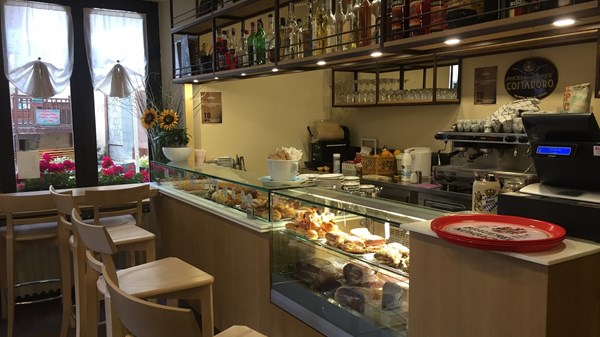 Snack Bar