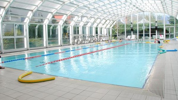 Piscina coperta presso Hôtel Etoile du Nord