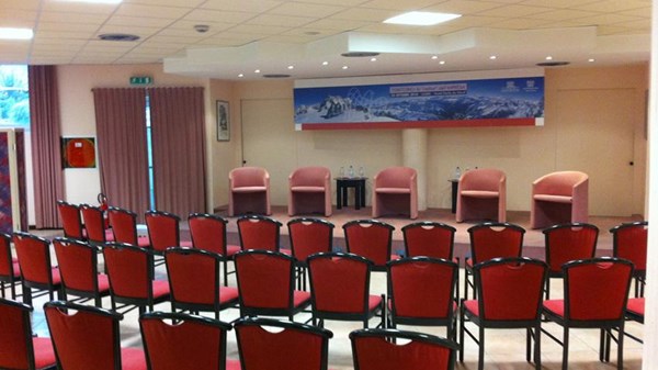 Sala congressi presso "Hotel Etoile du Nord"