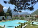 Piscina all'aperto estiva