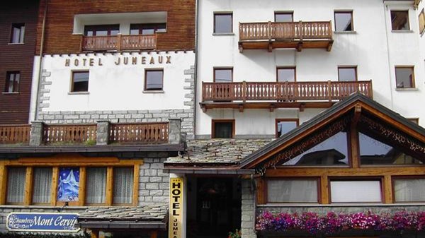 Hotel Jumeaux