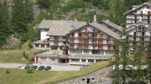 Hotel La Trinité Monboso