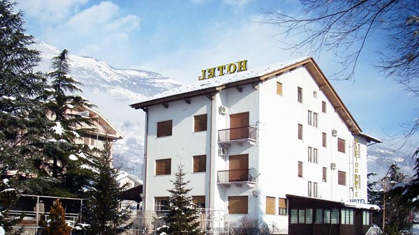 Hotel Dujany