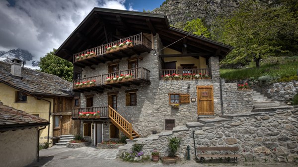 Residence Cav Emile Rey