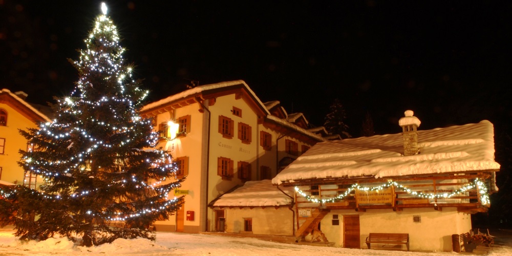Gressoney-La-Trinité in inverno sotto la neve