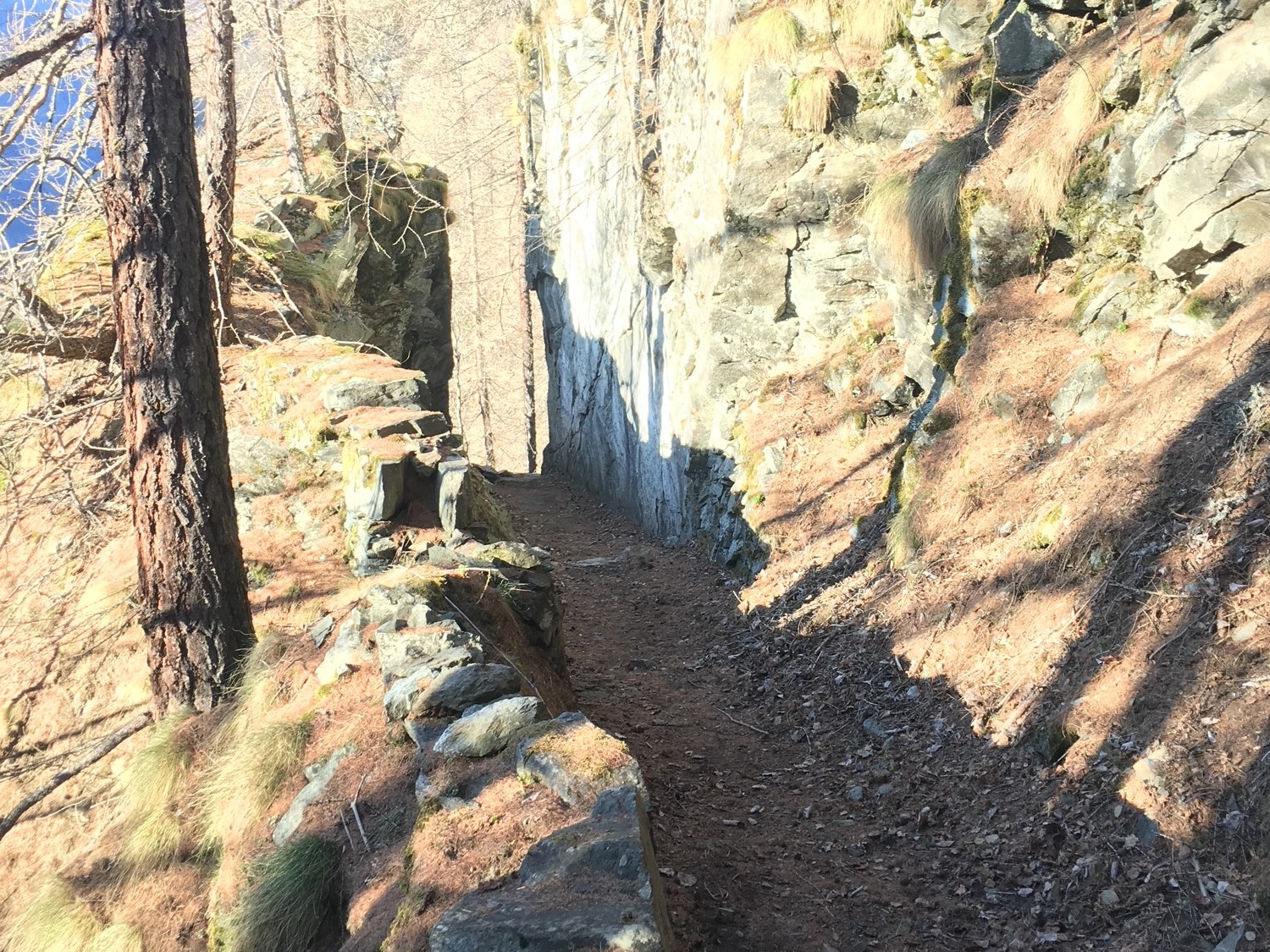 Sentier vers Chamois