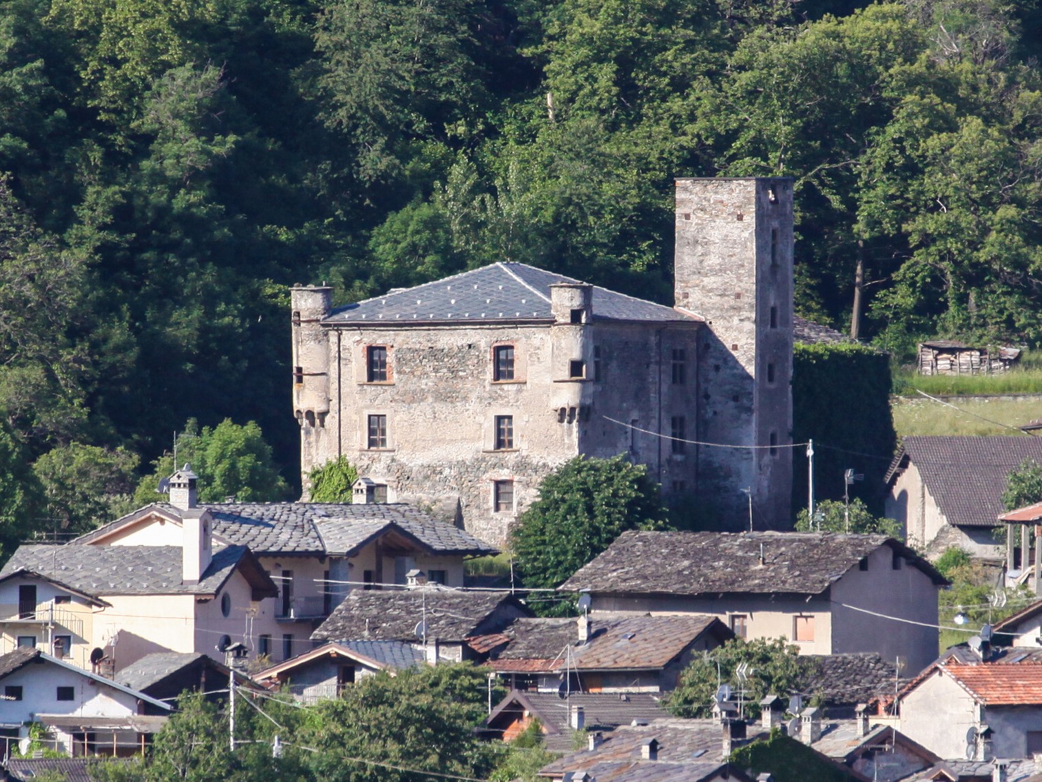 Saint-Marcel Castle