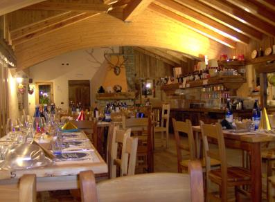 Sala ristorante Alpe Gorza