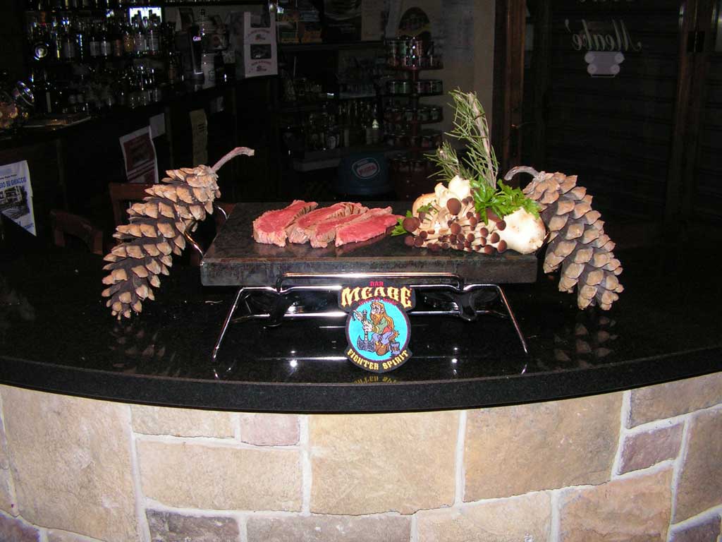 
Gegrilltes Fleisch