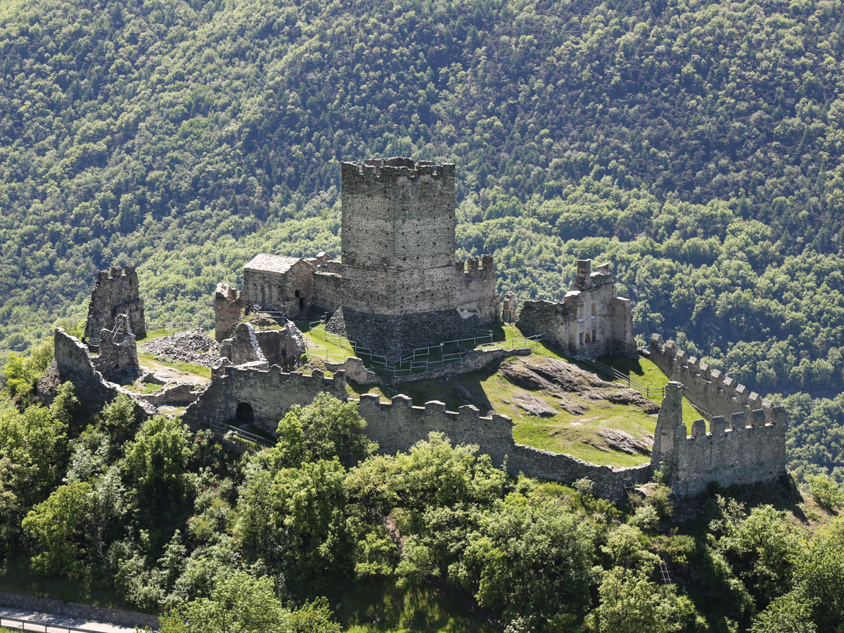 Castillo de Cly