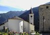 Chiesa di Bosses in estate