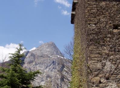 Der Turm und der Mont Chetif
