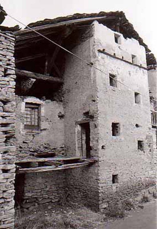Maison de la Tôr antes de los obras de restauración