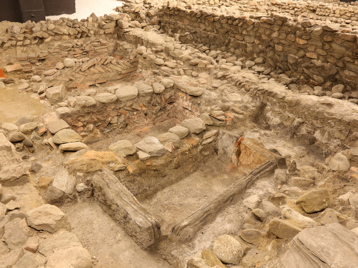 Dettaglio della tomba centrale