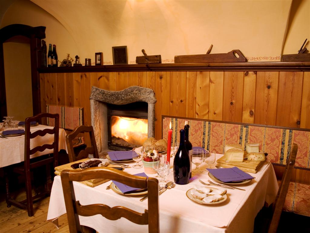 Nus - Maison Rosset