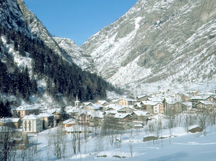 Le village et son clocher