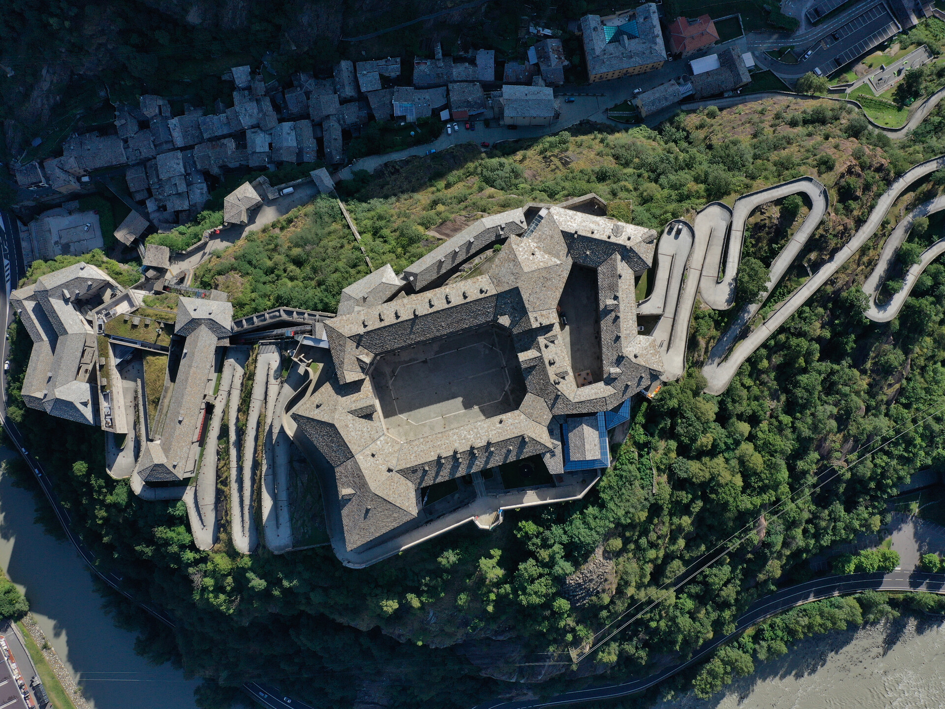 Dall'alto