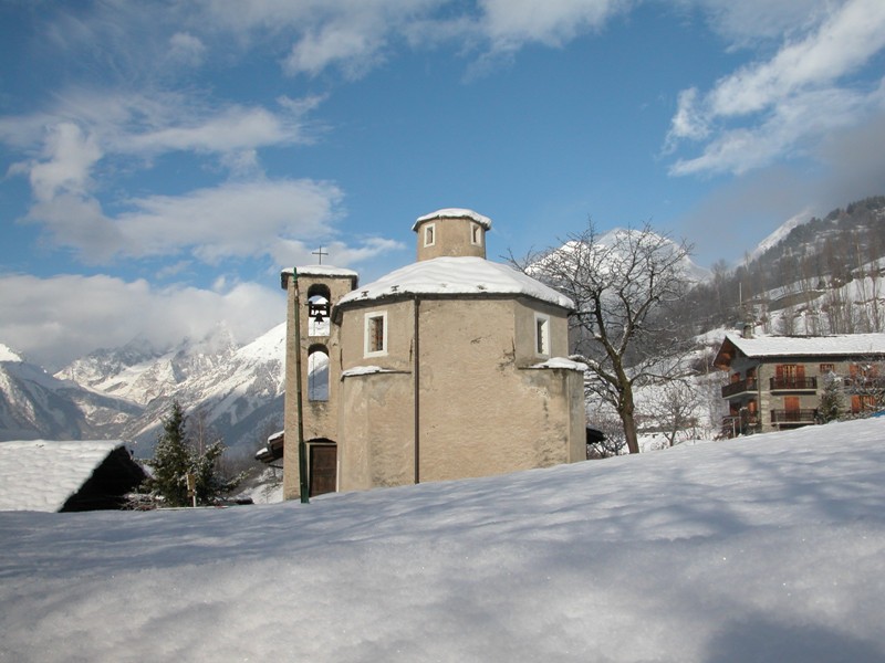 The little church of Ecours