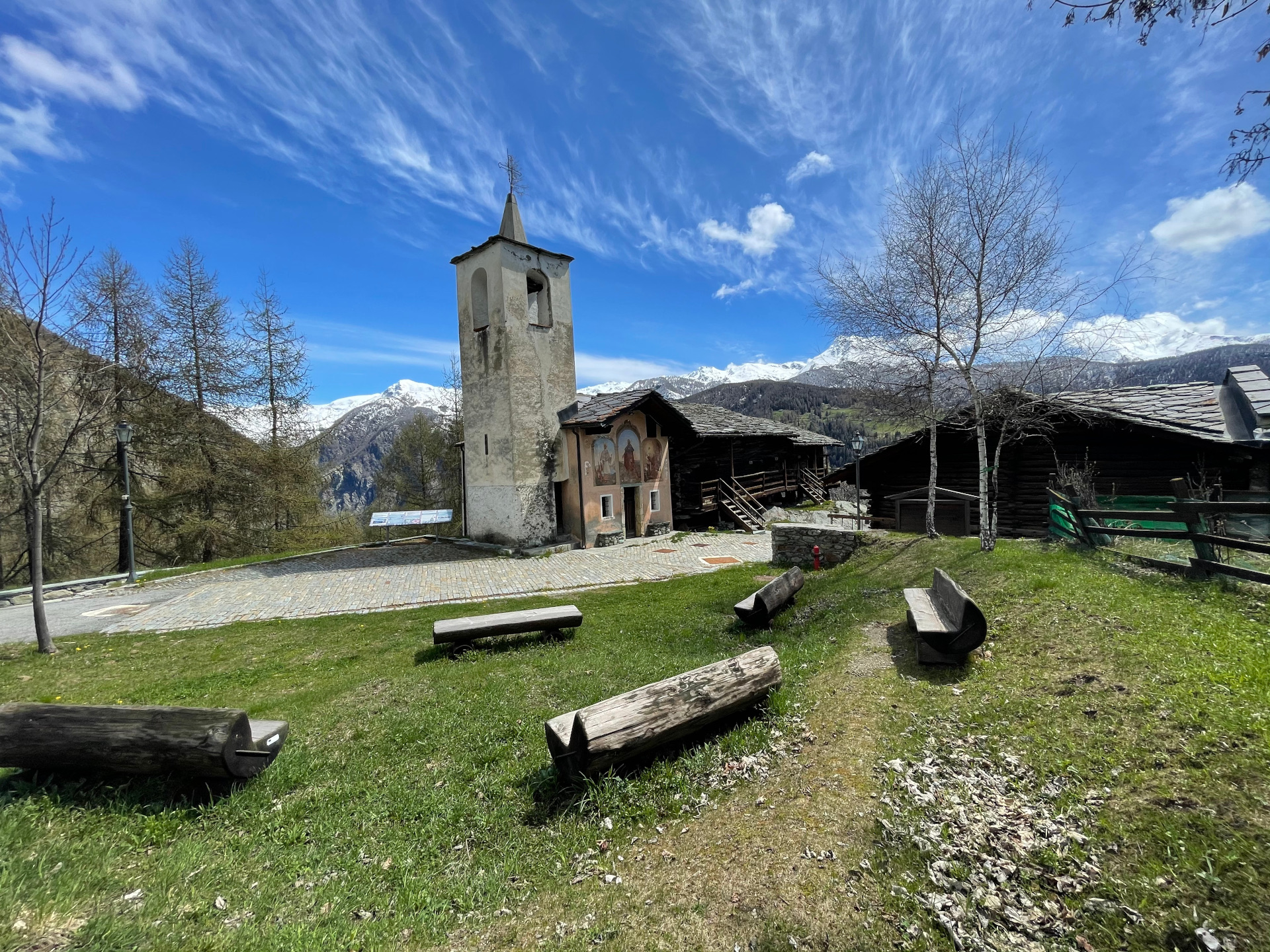 La chiesa di Petit Monde
