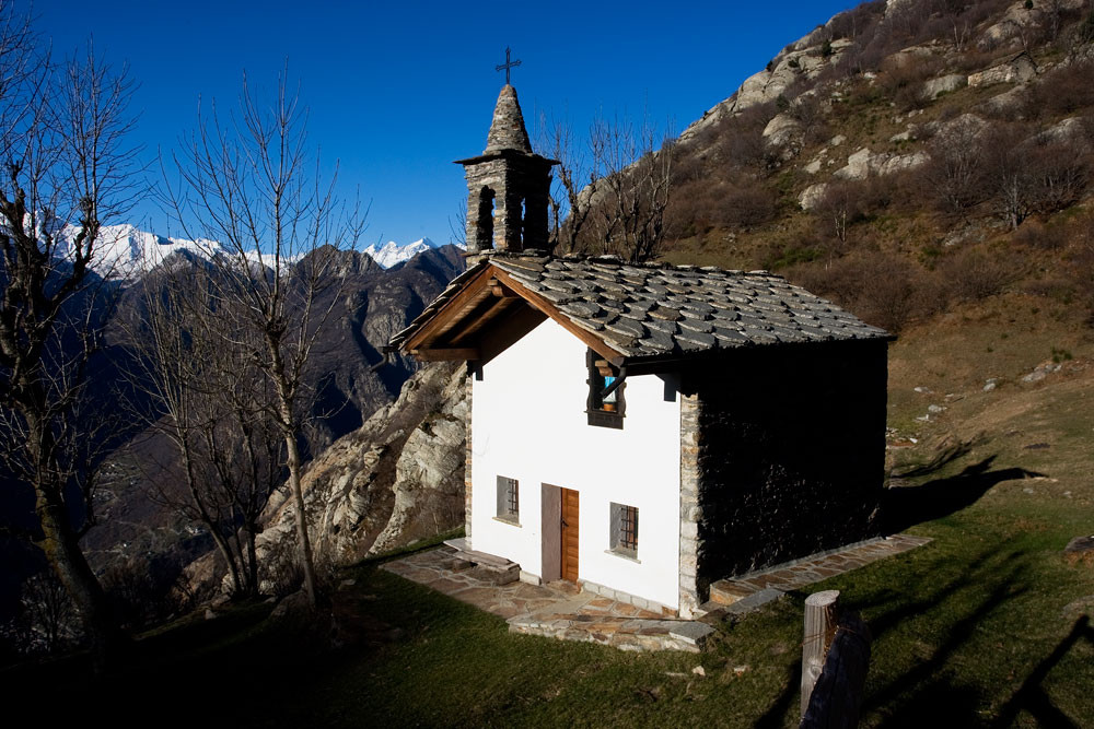 Capilla del pueblo de Verale