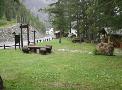 Area pic nic"Eyo Colletesand"-Gressoney-La-Trinité