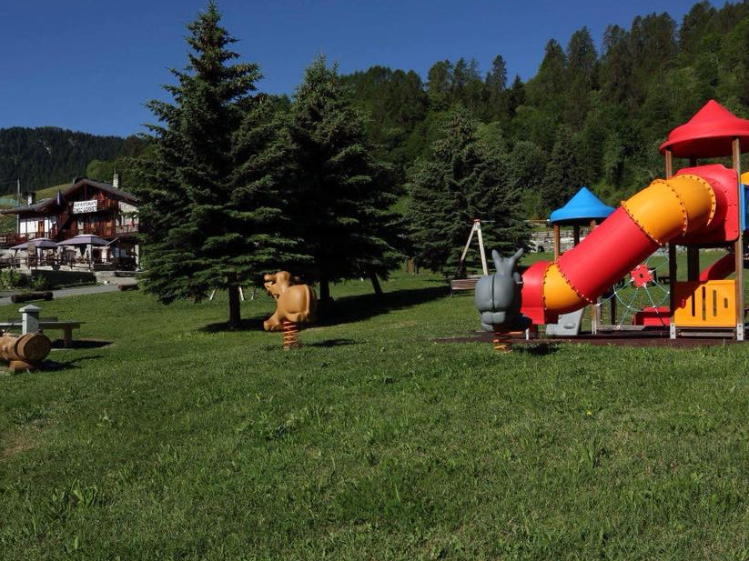 Aire de jeux de Verney
