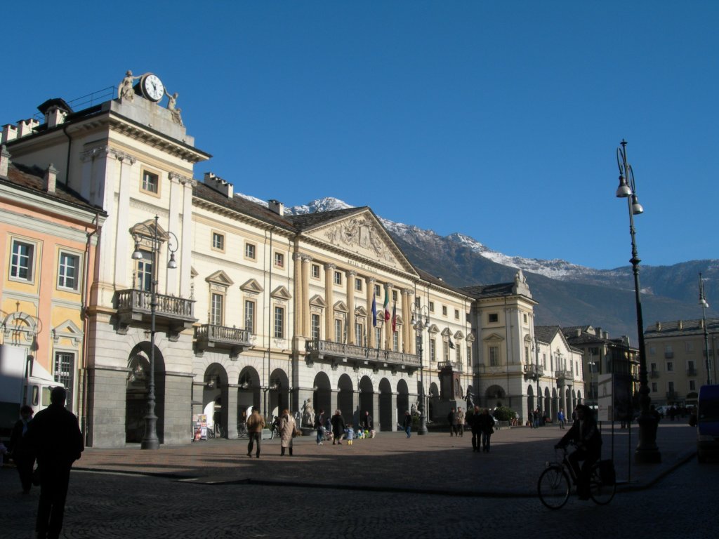 Municipio e Piazza Chanoux - Aosta