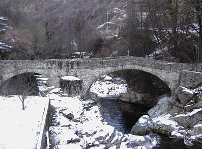 Ponte sull'Ayasse a Pontboset