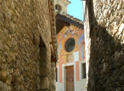 la chiesetta del villaggio Farettaz