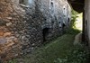 Scorcio tra le case in pietra