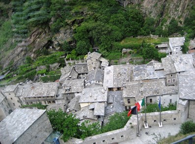 Mittelalterliches Dorf Bard