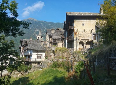 villaggio di Farettaz