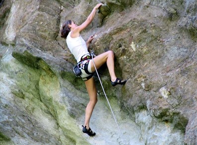 Palestra di roccia naturale di Extrapieraz-Brusson