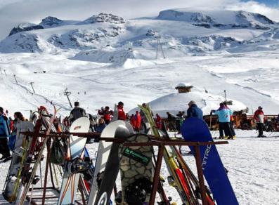 Breuil-Cervinia Valtournenche Zermatt ski resort