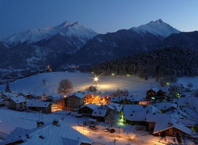 Saint-Nicolas runs