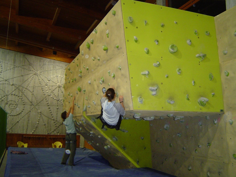 Climbing wall