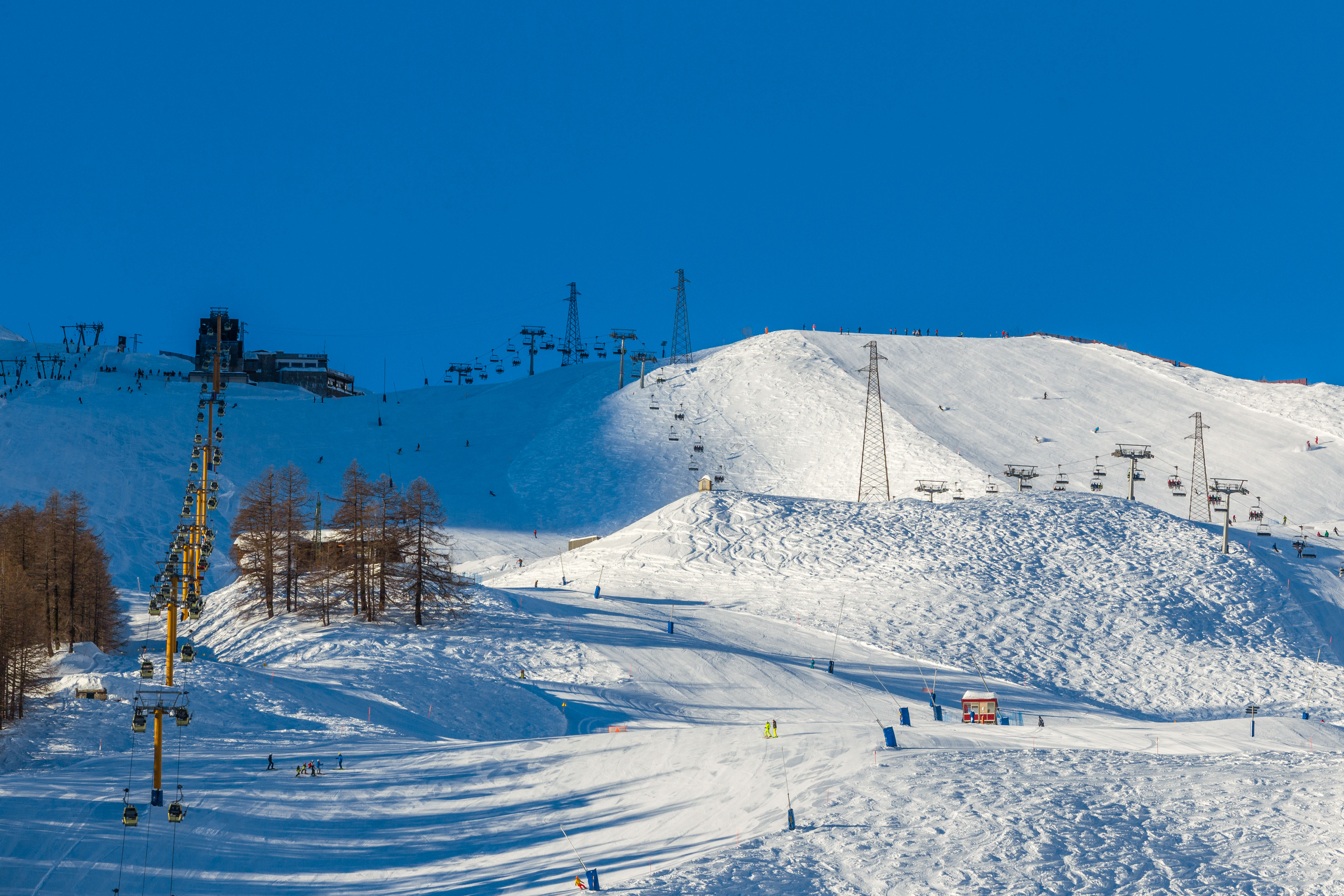 Courmayeur Mont Blanc ski resort
