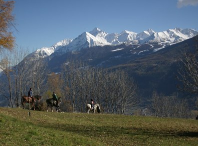Sullo sfondo il Mont Emilius