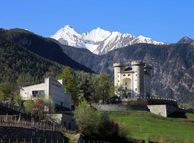 La Cave y el Castillo de Aymavilles
