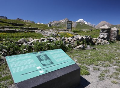 Colle del Piccolo San Bernardo - La Thuile