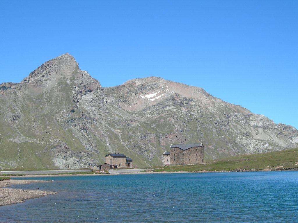 Rifugio e Santuario al Lago Miserin - Champorcher