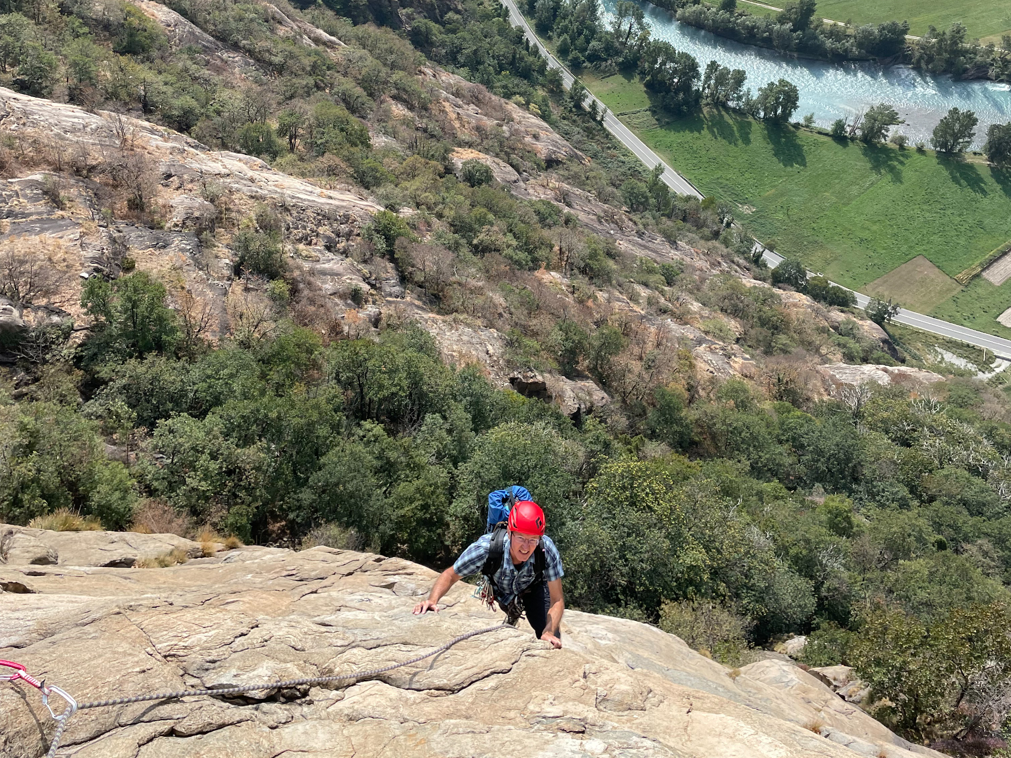 Scaling the Paretone