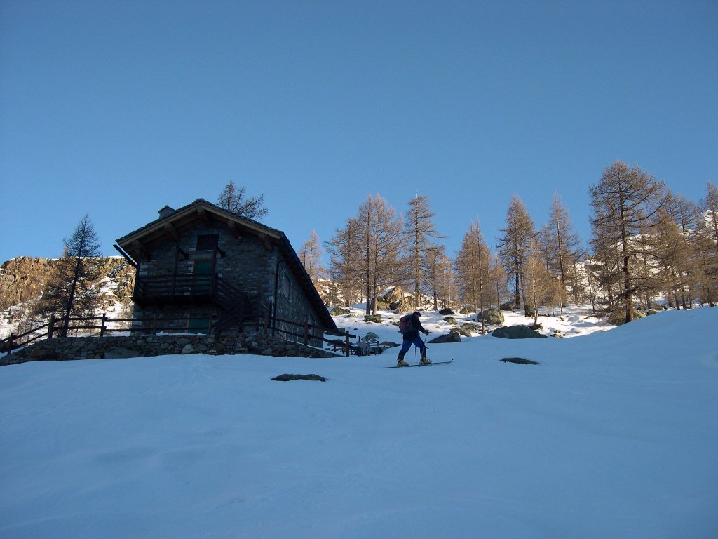 Au-dessus du lac Vargno