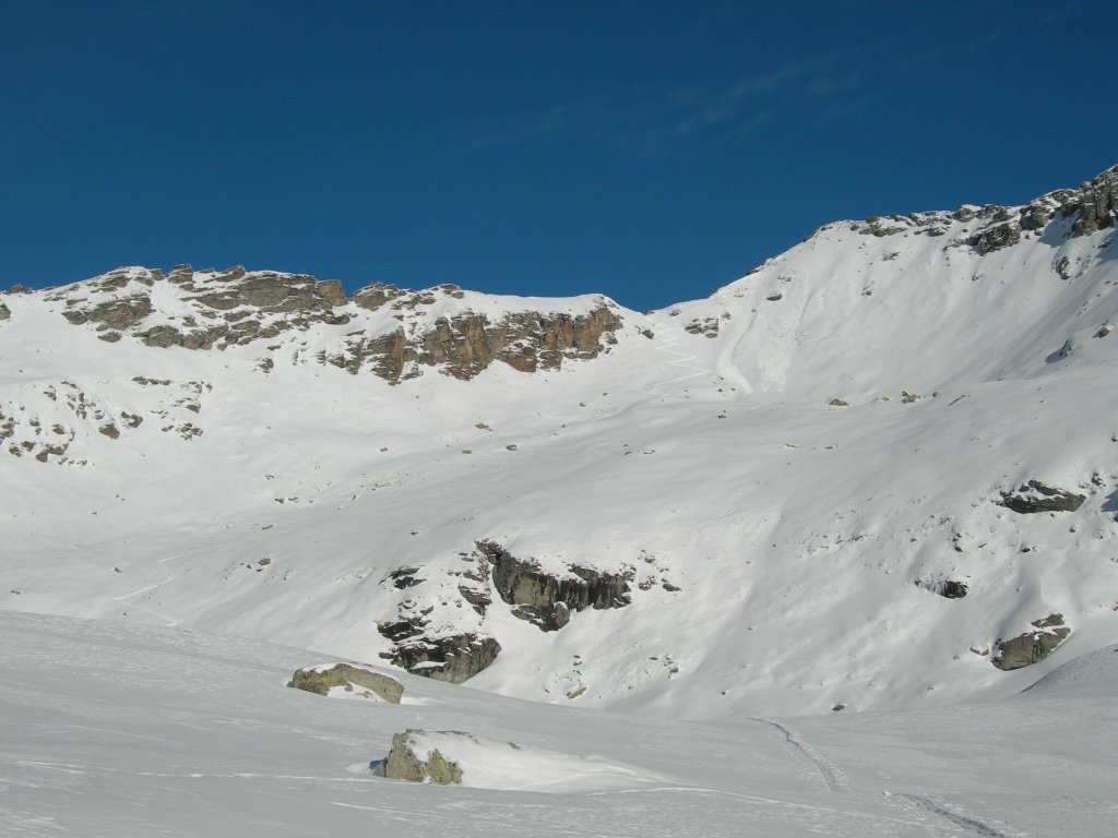 The last steep hillock and the peak