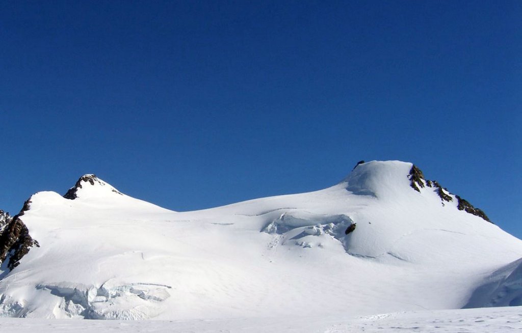 Zumstein on the left and Punta Gnifetti on the right