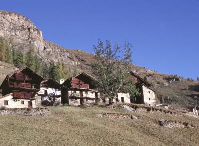 Villaggio Walser nel vallone di San Grato