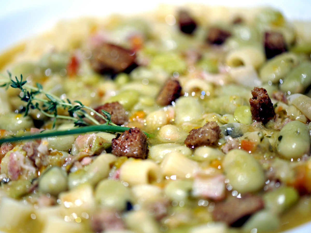 The favò soup