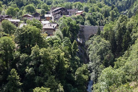 Pont d'Ael et le pont-aqueduc romain